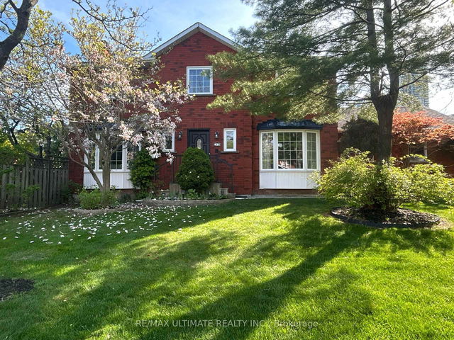 431 Commonwealth Circle