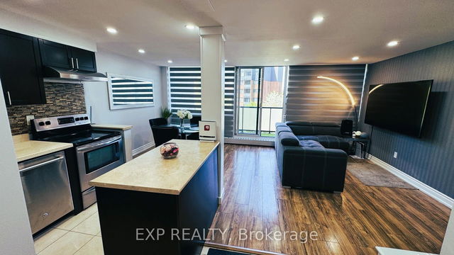 302 - 2121 Roche Court