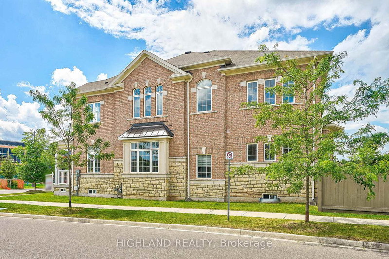 425 Threshing Mill Blvd, Oakville, L6H 0T4 | Image 2
