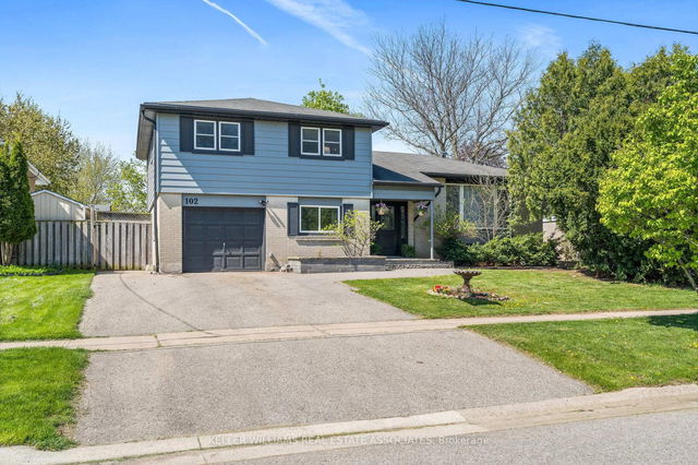 102 Moore Park Crescent