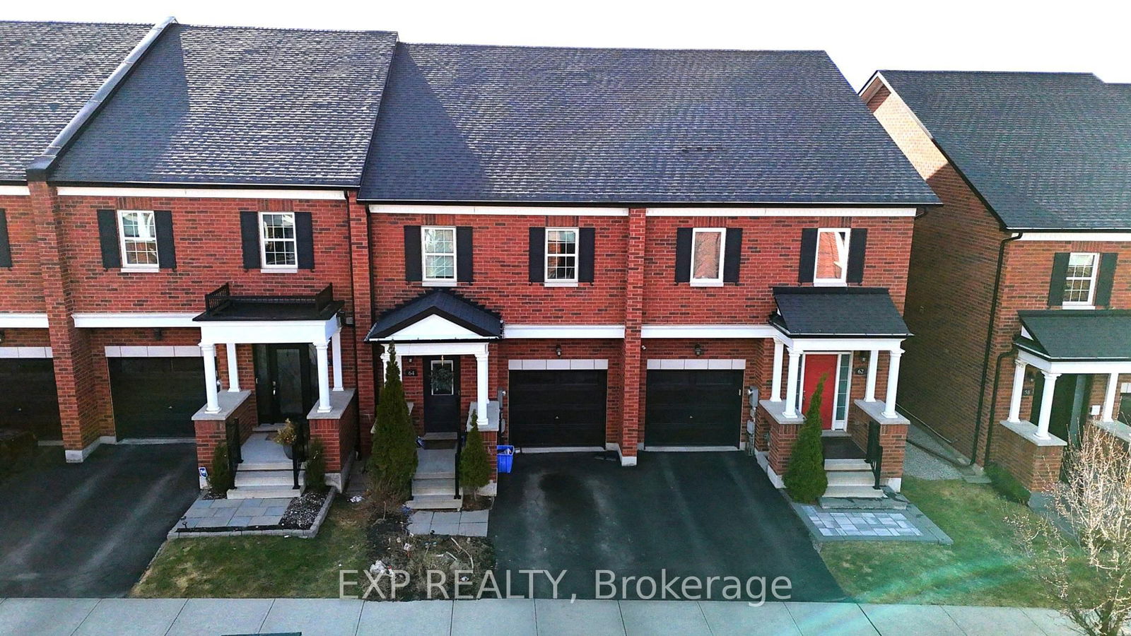 Townhouse for lease at 64 Henry Crescent, Milton, Willmott, L9T 7K5 - MLS: W12143731