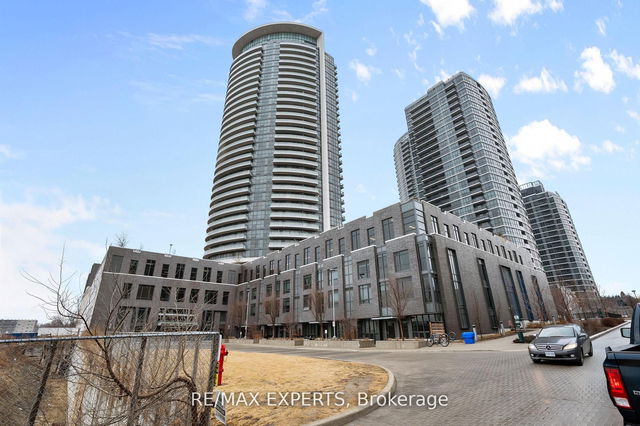 1102 - 30 Gibbs Road