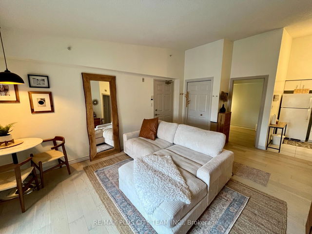 408 - 1460 Bishops Gate