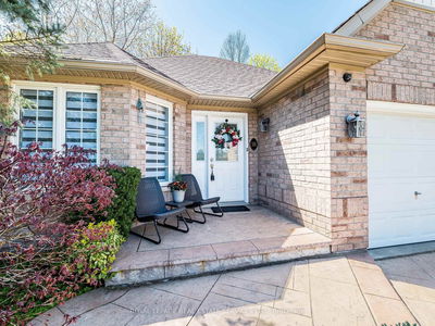18 Nailsworth Cres, Caledon - Caledon East image-0-2