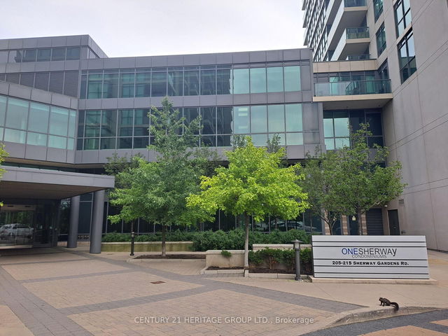 2205 - 215 Sherway Gardens Road