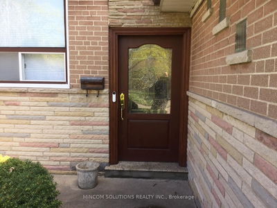 167 Kingsview Blvd, Toronto - Kingsview Village-The Westway image-0-2