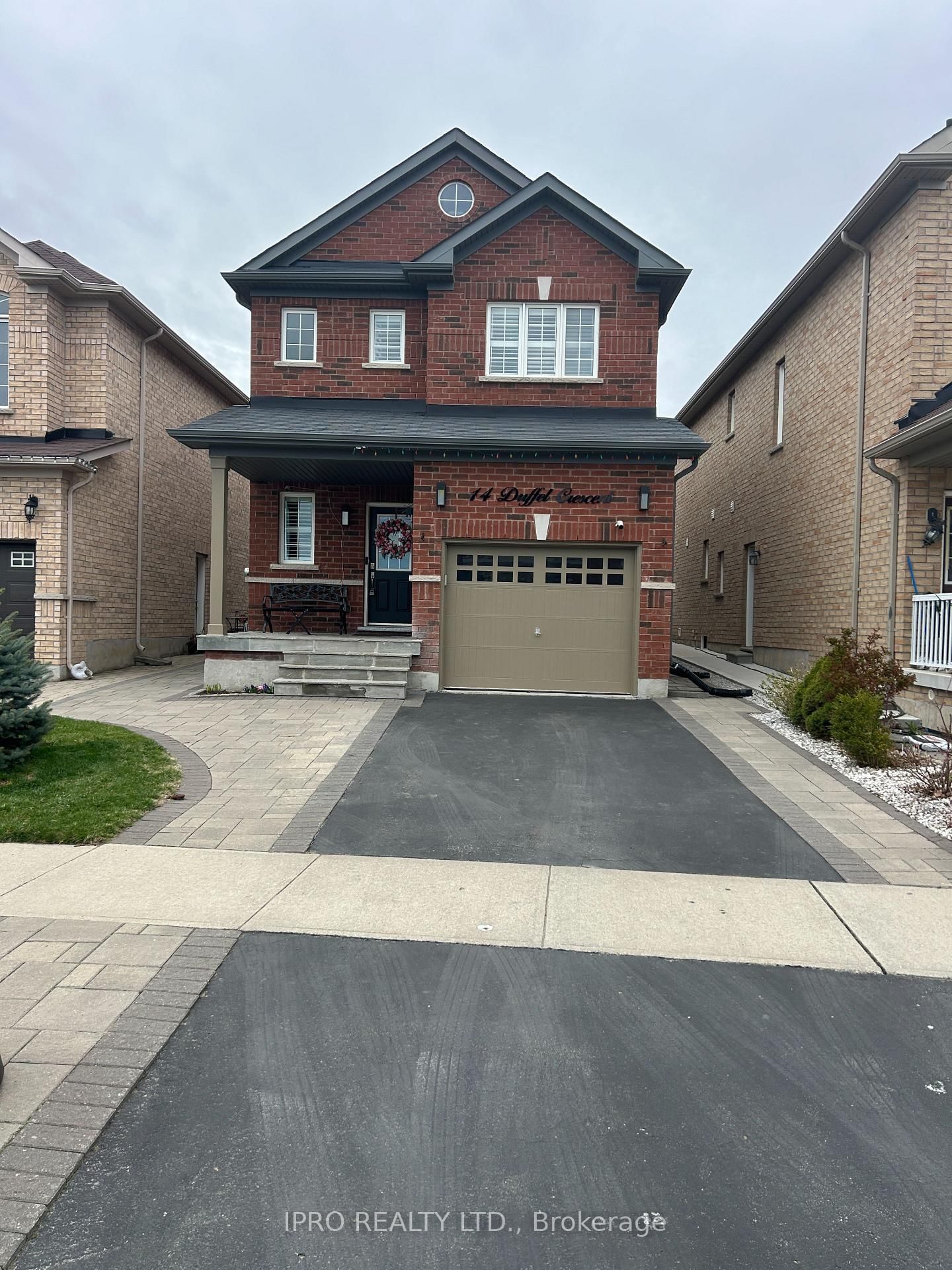 Detached House for sale at 14 Duffel Crescent, Halton Hills, Georgetown, L7G 0H7 - MLS: W12143925