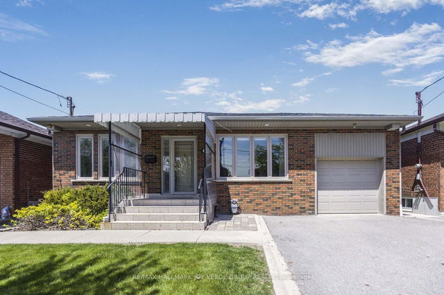 384 Hillmount Avenue