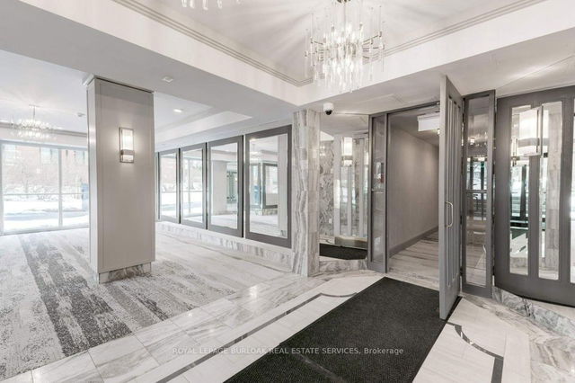704 - 2210 Lakeshore Road