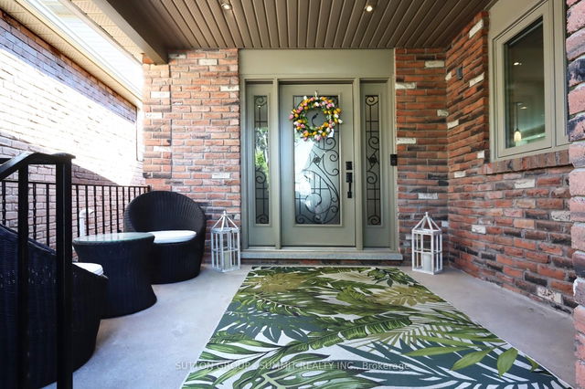 1417 Jefferson Crescent
