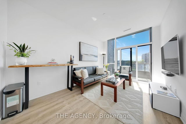 319 - 10 Gibbs Road