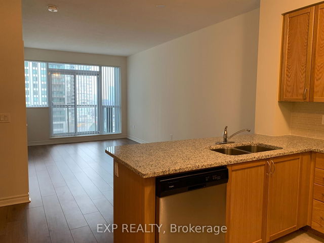712 - 349 Rathburn Road