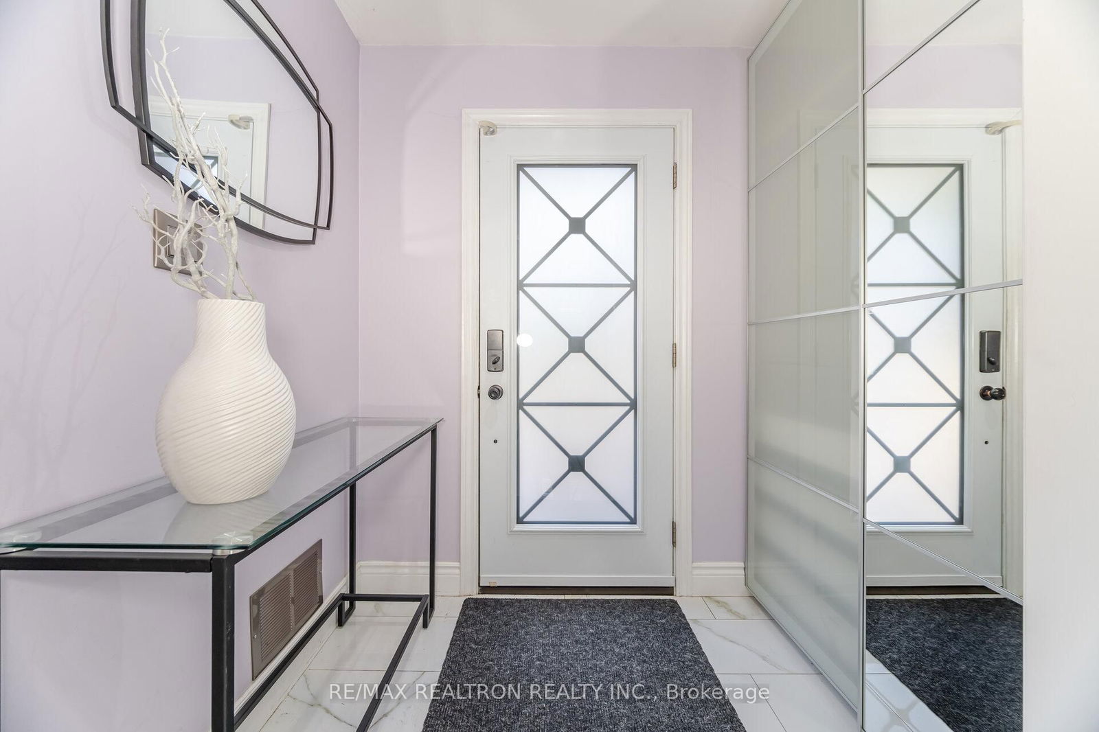 Detached House for sale at 86 Crendon Drive, Toronto, Etobicoke West Mall, M9C 3H3 - MLS: W12144313