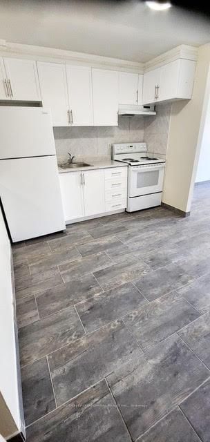 Unit B - 272 Jane Street