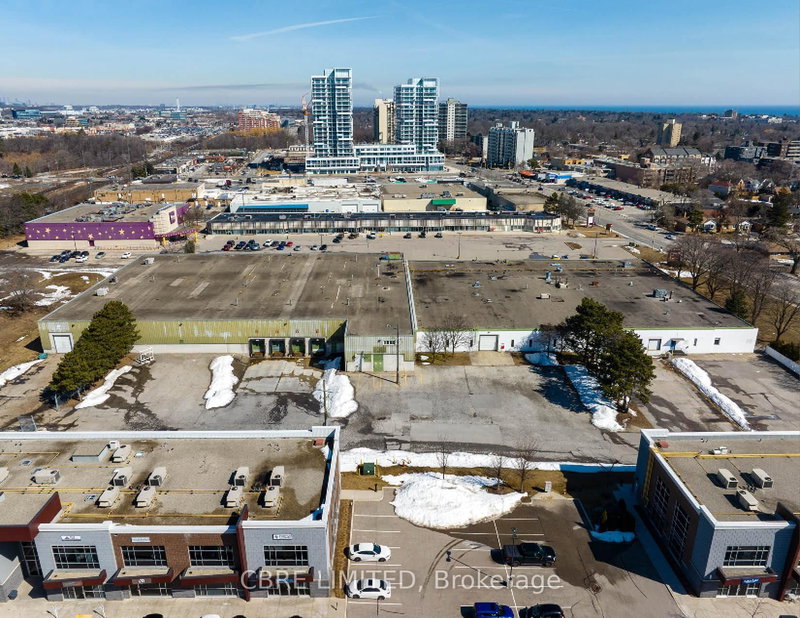 Opt. 1 - 201 Speers Rd, Oakville, L6K 0H5 | Image 2