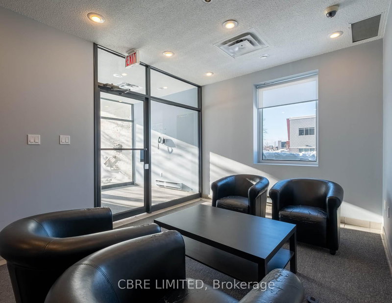 Opt. 2 - 201 Speers Rd, Oakville, L6K 0H5 | Image 3