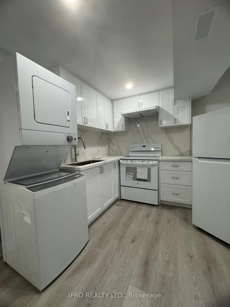 Basement - 4468 Ashley Ave, Mississauga, L5R 2A2 | Image 3
