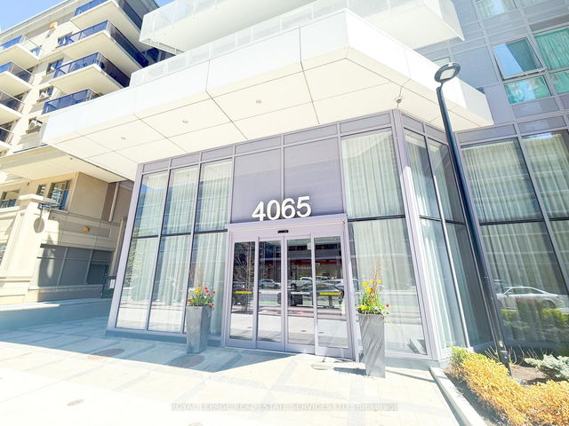 2312 - 4065 Confederation Parkway