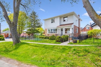 133 Prince Charles Dr, Oakville - Central