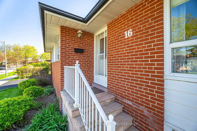 16 Bethwin Pl, Toronto - Willowridge-Martingrove-Richview image-0-4