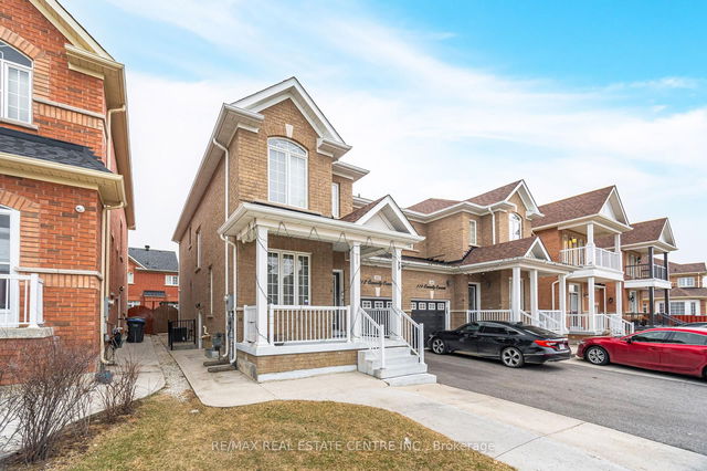 112 Connolly Crescent