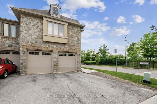 2317 Stone Glen Crescent
