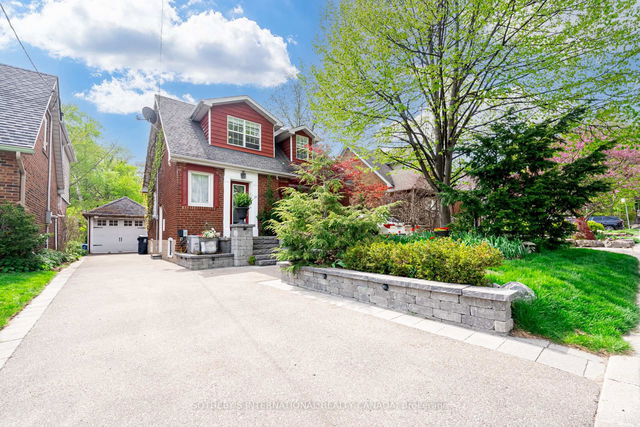 22 Worthington Crescent