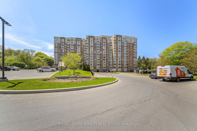 1017 - 1485 Lakeshore Road