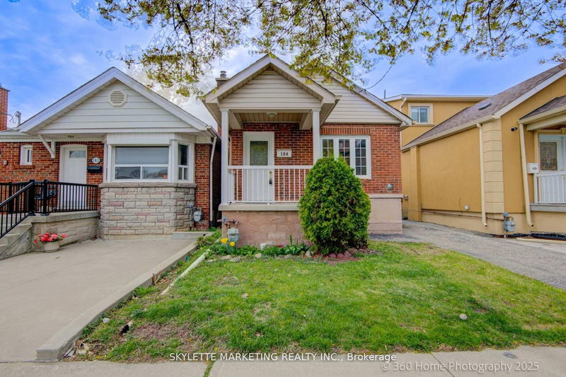 184 Scott Rd, Toronto - Keelesdale-Eglinton West image-0-0