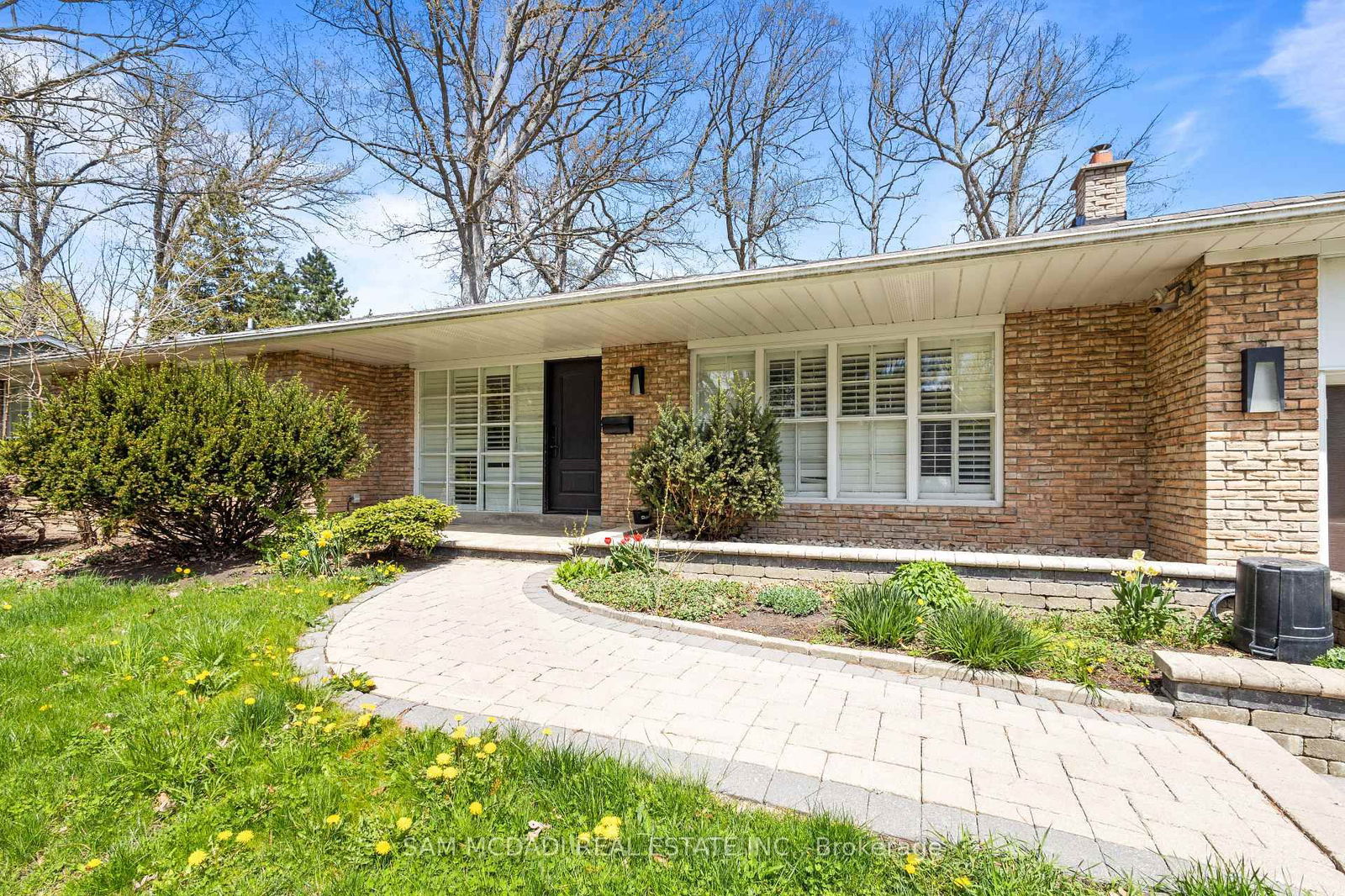 Detached House for sale at 2053 Tenoga Drive, Mississauga, Sheridan, L5H 3K1 - MLS: W12145810