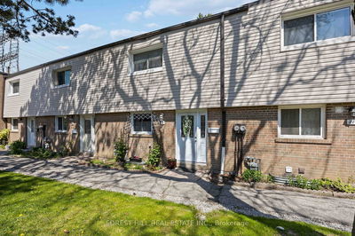Unit 22 — 435 Silverstone Dr, Toronto - West Humber-Clairville image-0-1