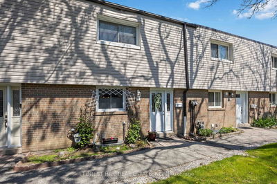 Unit 22 — 435 Silverstone Dr, Toronto - West Humber-Clairville image-0-2