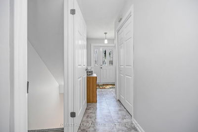 Unit 22 — 435 Silverstone Dr, Toronto - West Humber-Clairville image-0-4