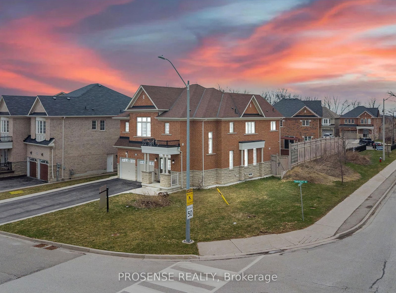 Detached House for sale at 2 Timbercove Road, Brampton, Credit Valley, L6Y 0W9 - MLS: W12145873
