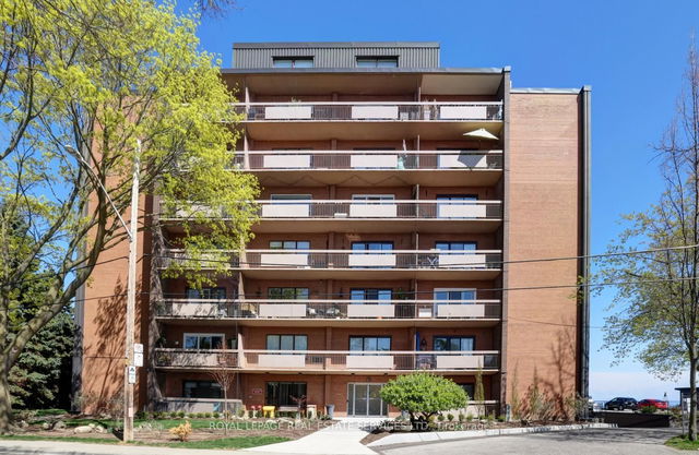 104 - 41 Lake Shore Drive