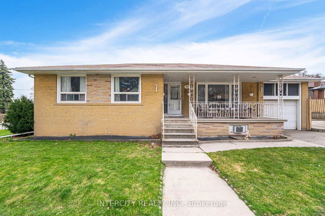 31 Munhall Road