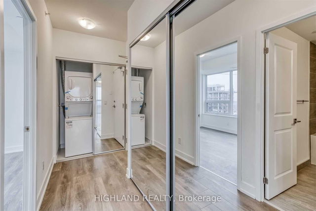 1603 - 297 Oak Walk Drive