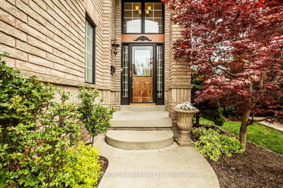1230 Brillinger St, Oakville - West Oak Trails image-0-3
