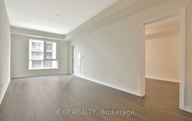302 - 150 Oak Park Boulevard