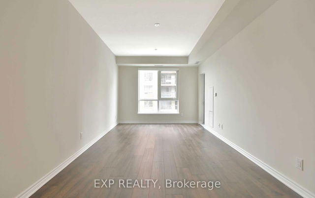302 - 150 Oak Park Boulevard
