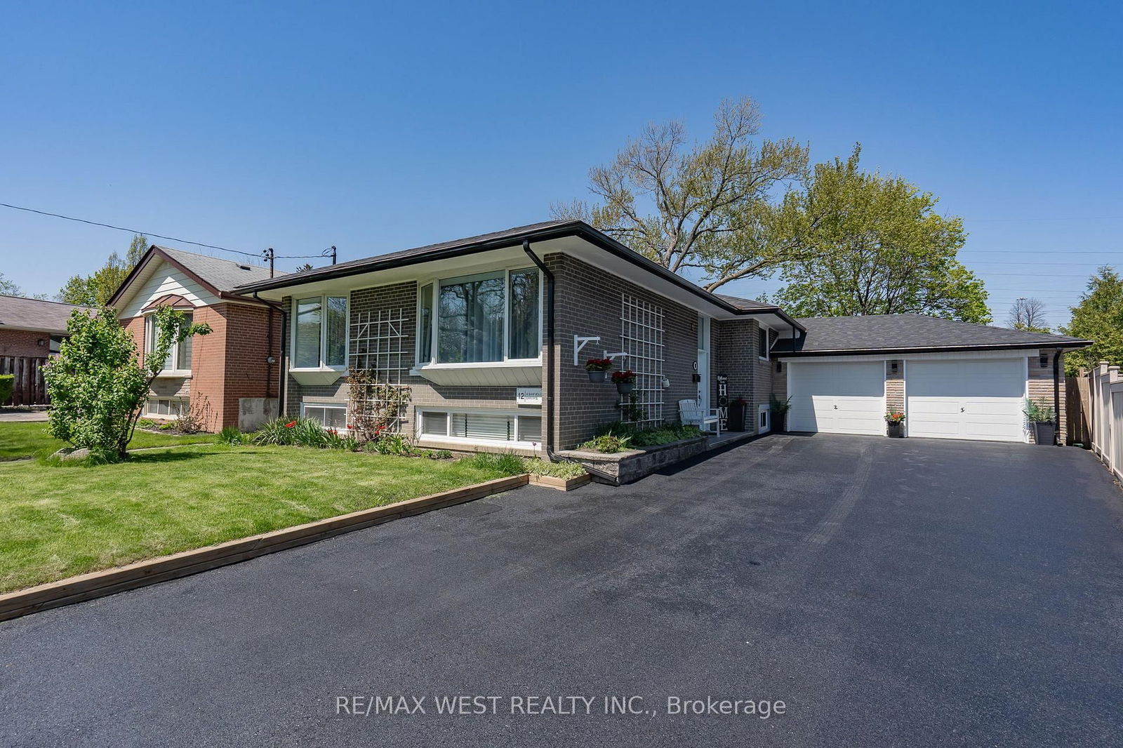 Detached House for sale at 12 Ashfield Drive, Toronto, Eringate-Centennial-West Deane, M9C 4T6 - MLS: W12146332
