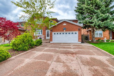 403 Glenashton Dr, Oakville - Wedgewood Creek image-0-1