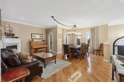 104 Gray Park St, Caledon - Bolton North image-0-2