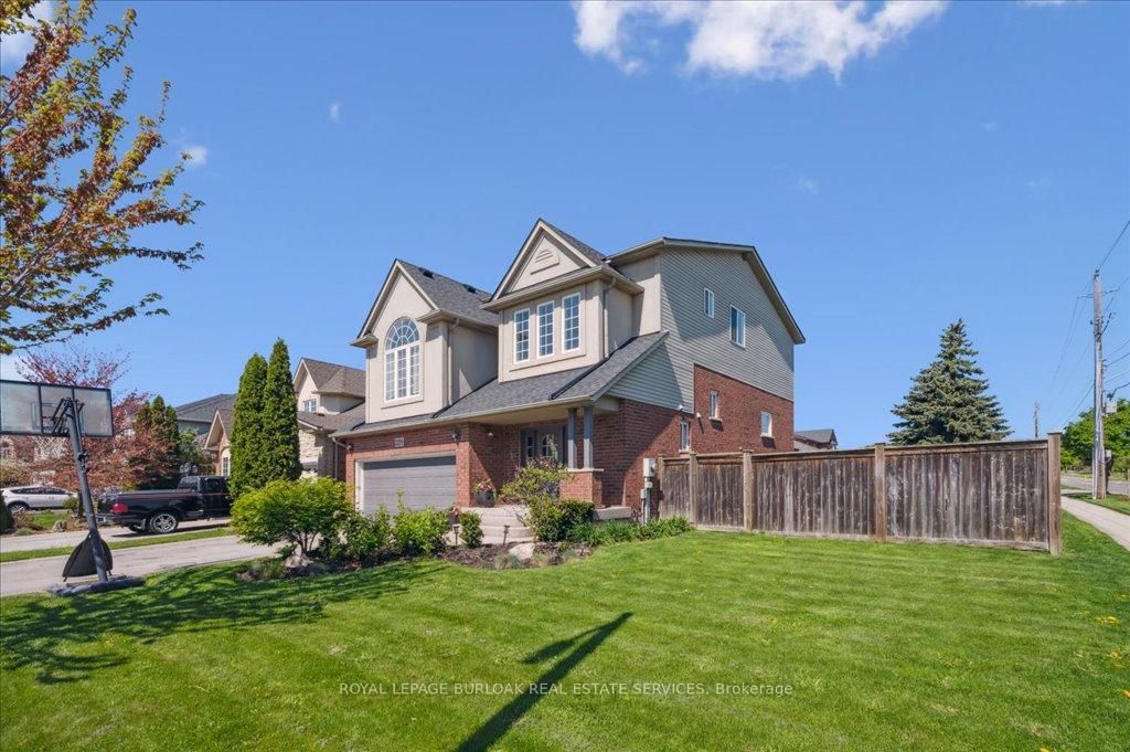 Detached House for sale at 3299 Star Lane, Burlington, Headon, L7M 5A4 - MLS: W12146881