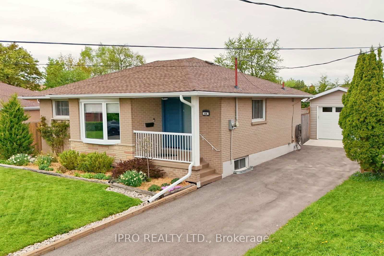 Detached House for sale at 44 Moultrey Crescent, Halton Hills, Georgetown, L7G 4N5 - MLS: W12146994