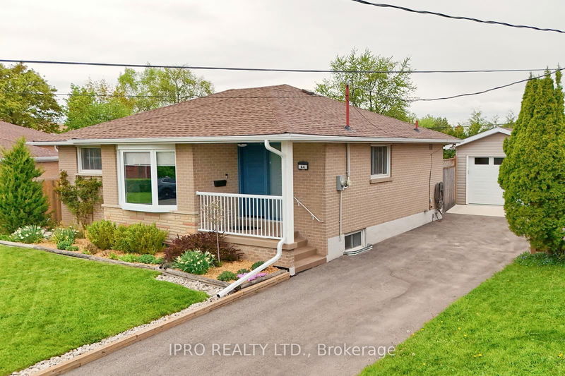 home for sale on 44 Moultrey Crescent