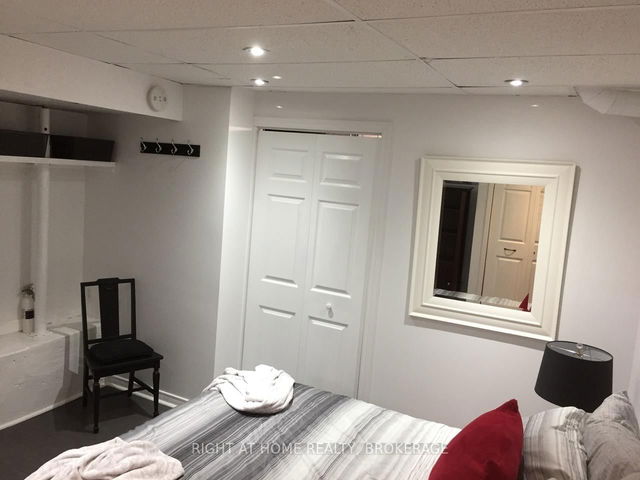 164 Trafalgar Road