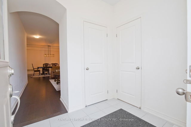 4 Elverton Crescent