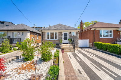 25 Handel St, Toronto - Rockcliffe-Smythe image-0-1