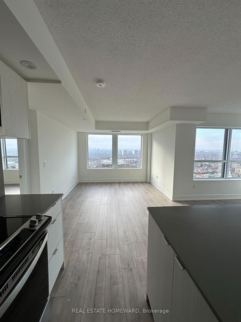 home for lease on 10 Eva Road